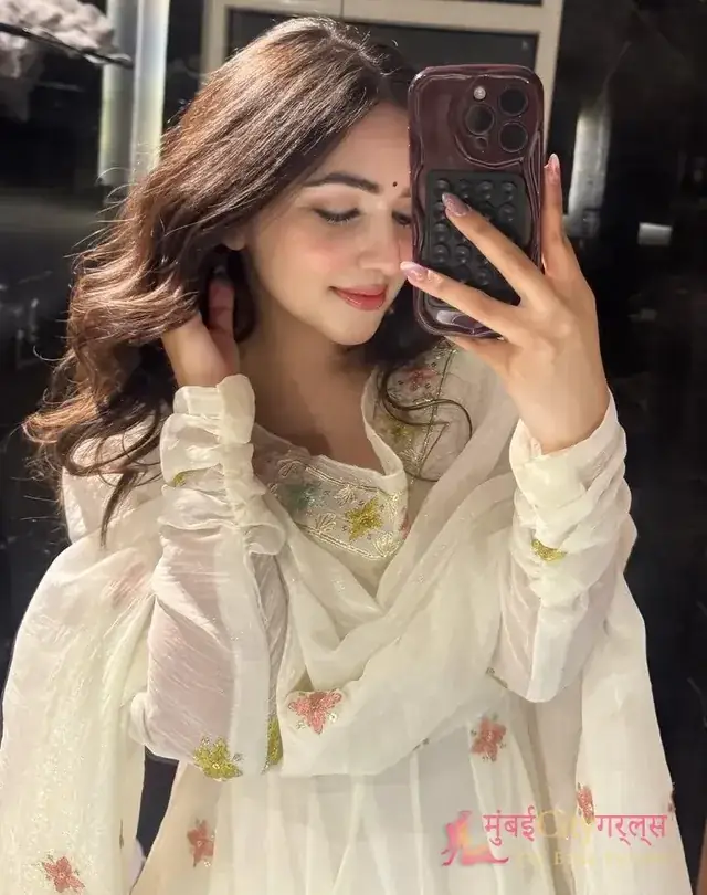 Heena, 23, call girl in Powai, Mumbai, photo 5