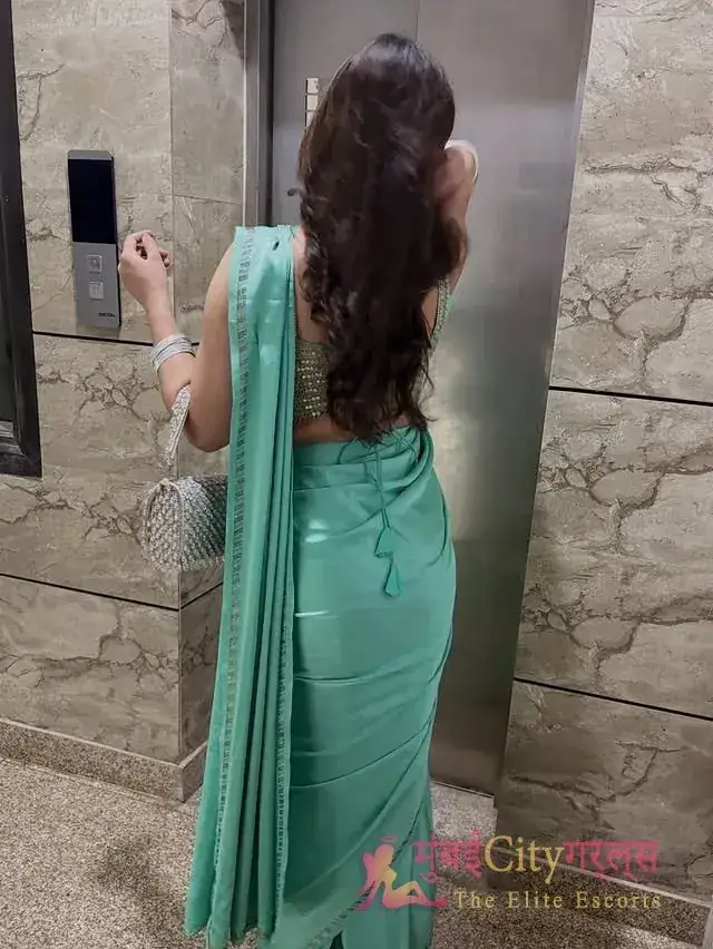 Komal, 23, call girl in Byculla, Mumbai, photo 6