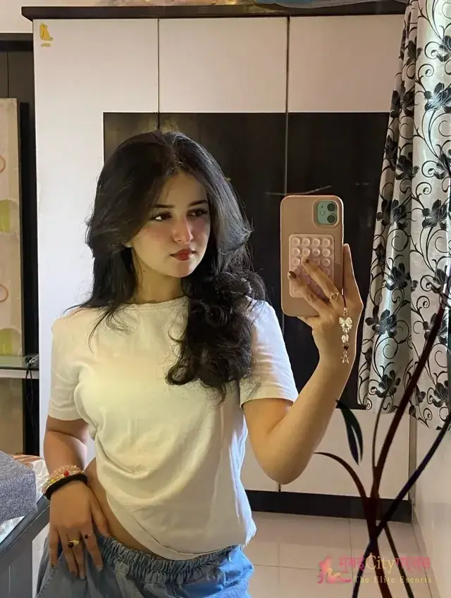 Mahira, 23, call girl in Navi Mumbai, Mumbai