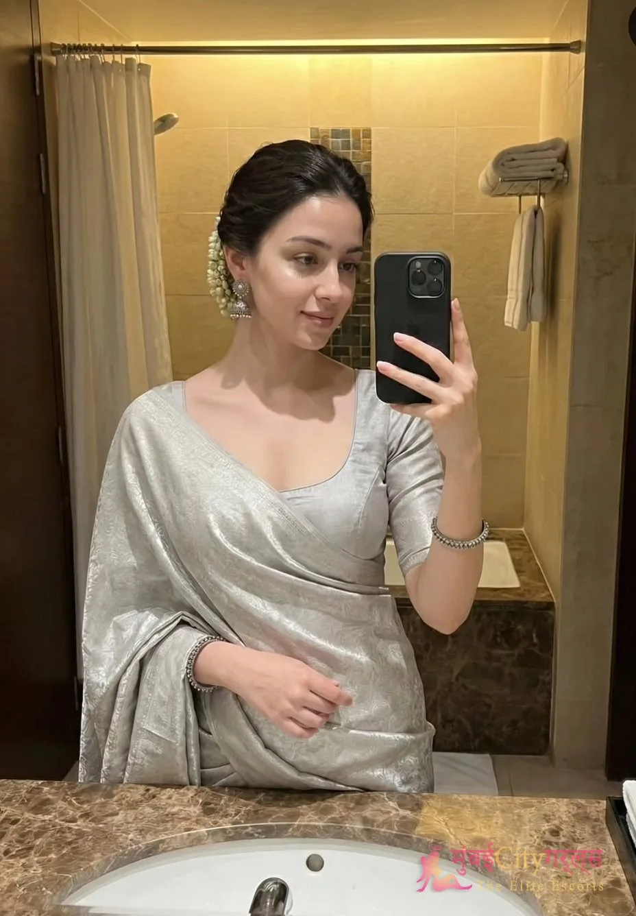 Mumbai Nepali Escorts